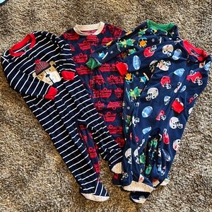Bundle of 3-2T footie PJs